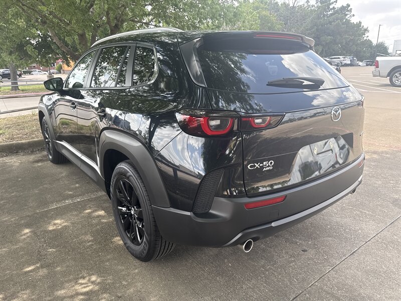 Vehicle image 8 of 32