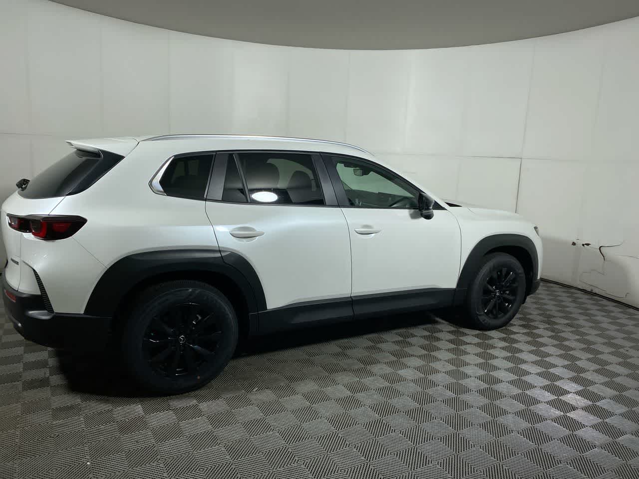 Vehicle image 9 of 34