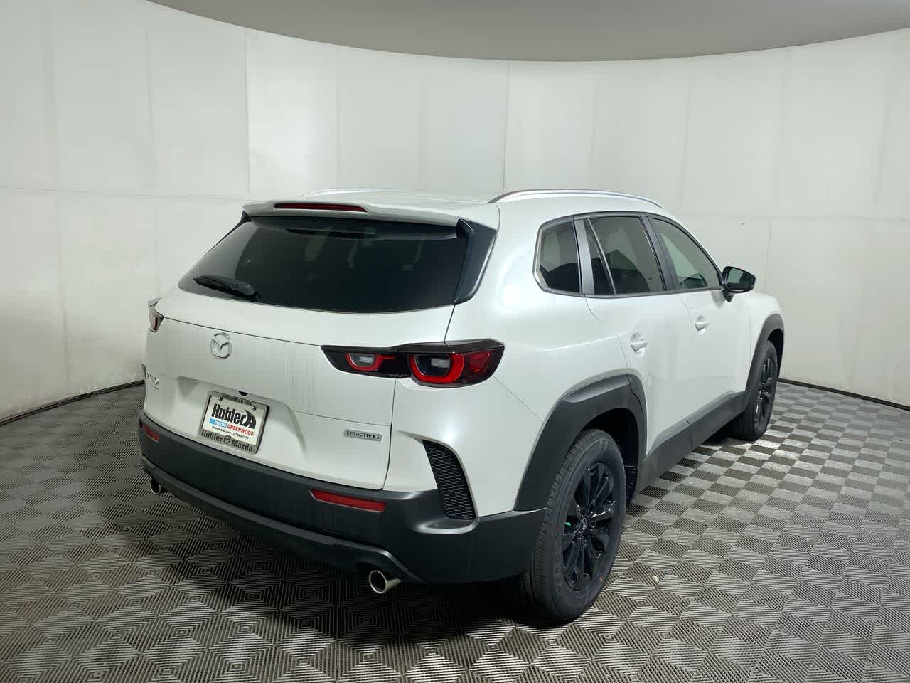 Vehicle image 10 of 34