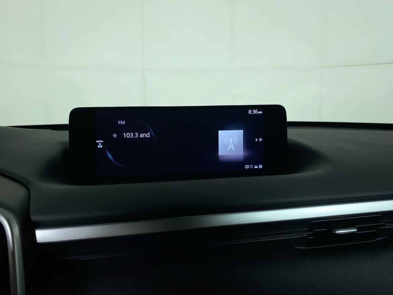 Vehicle image 26 of 34