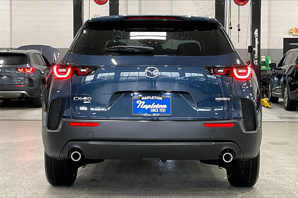 Vehicle image 3 of 12
