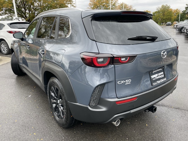 2025 Mazda CX-50 2.5 S Preferred Package Image 7 of 13