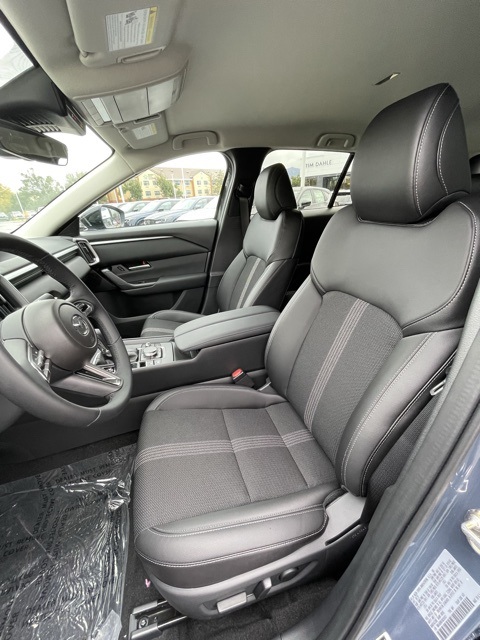 2025 Mazda CX-50 2.5 S Preferred Package Image 11 of 13
