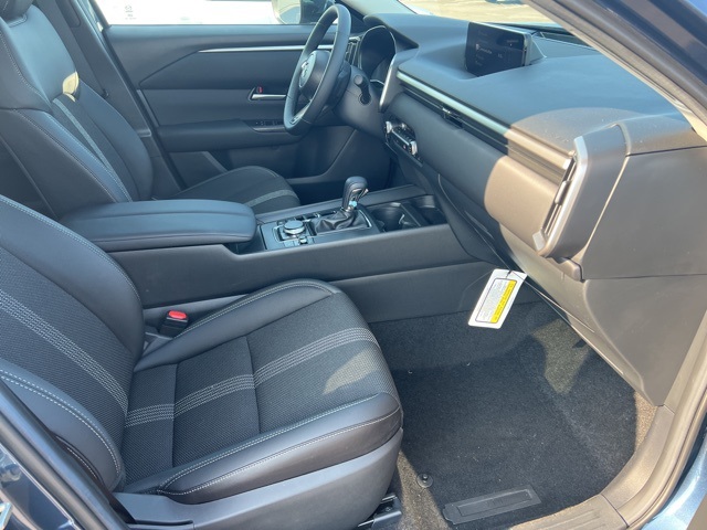 2025 Mazda CX-50 2.5 S Preferred Package Image 19 of 35