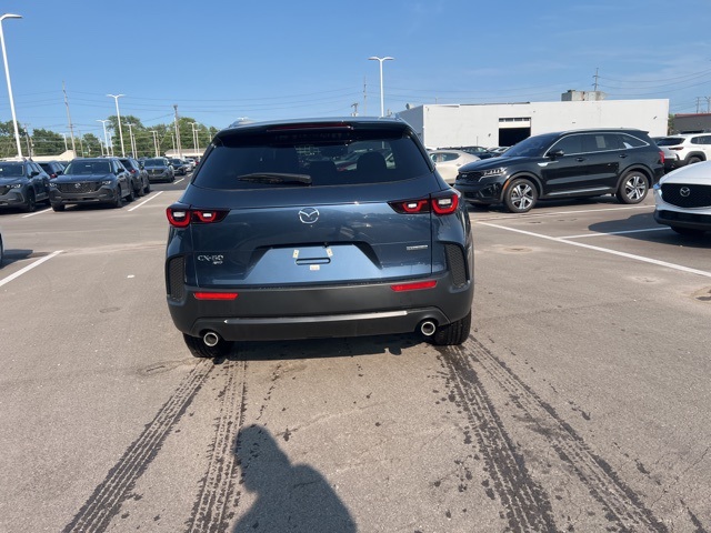 2025 Mazda CX-50 2.5 S Preferred Package Image 13 of 35