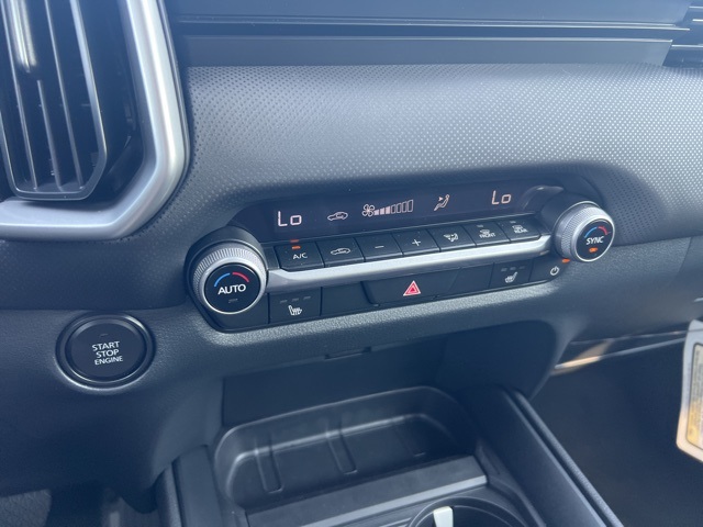 2025 Mazda CX-50 2.5 S Preferred Package Image 33 of 35