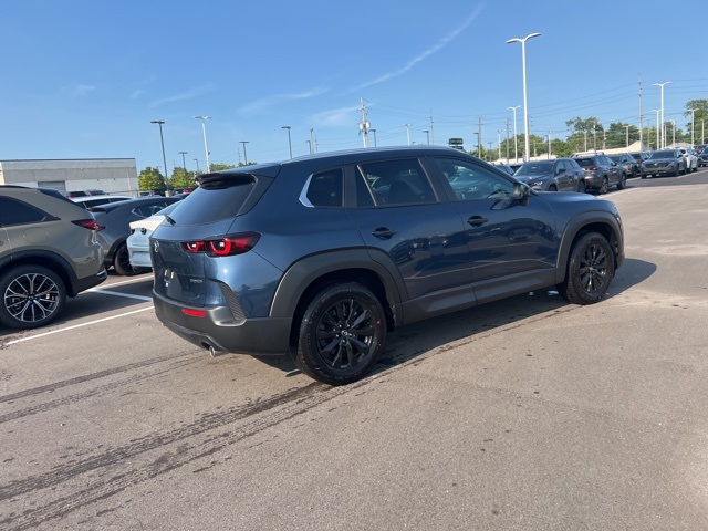2025 Mazda CX-50 2.5 S Preferred Package Image 12 of 35