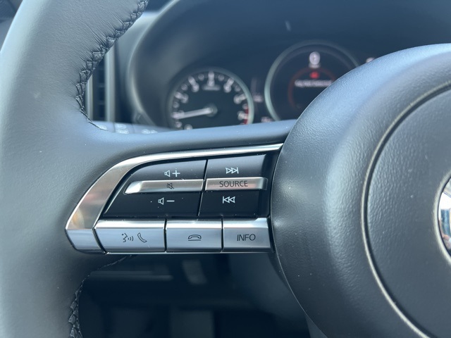2025 Mazda CX-50 2.5 S Preferred Package Image 34 of 35