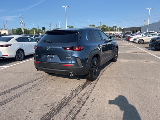2025 Mazda CX-50 2.5 S Preferred Package Image 11 of 35