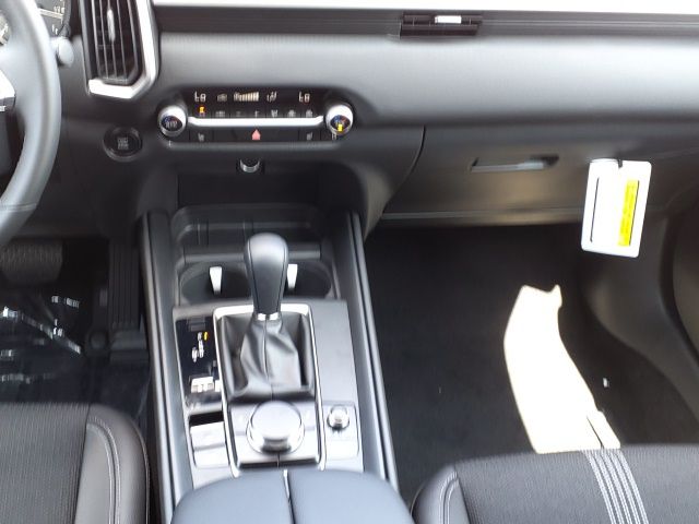 Vehicle image 18 of 22