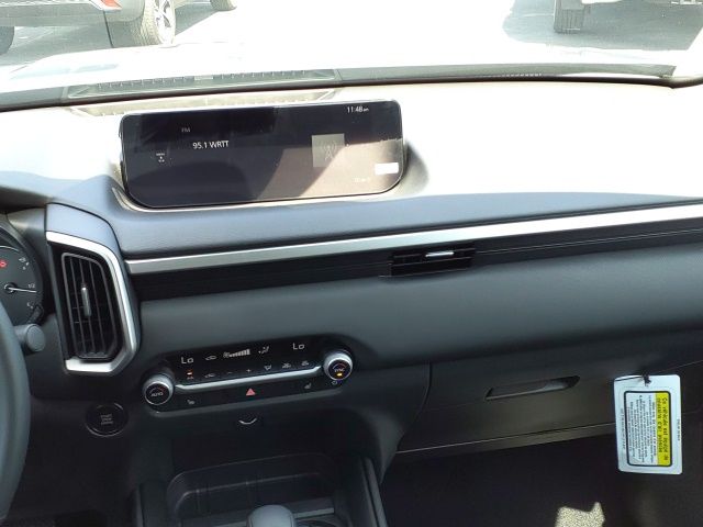 Vehicle image 12 of 22