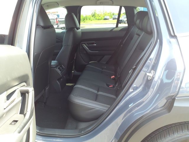 Vehicle image 9 of 22