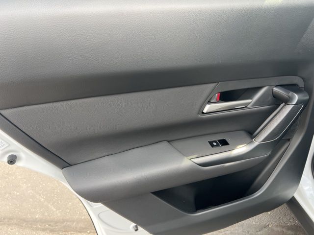 2025 Mazda CX-50 2.5 S Preferred Package Image 36 of 45