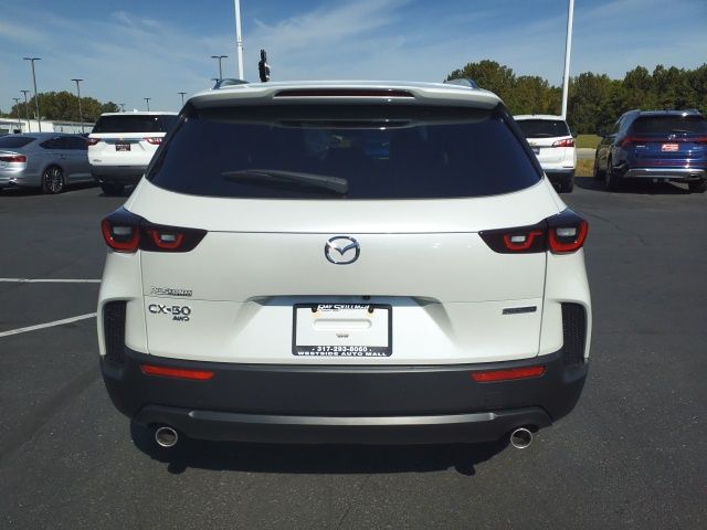 2025 Mazda CX-50 2.5 S Preferred Package Image 19 of 45