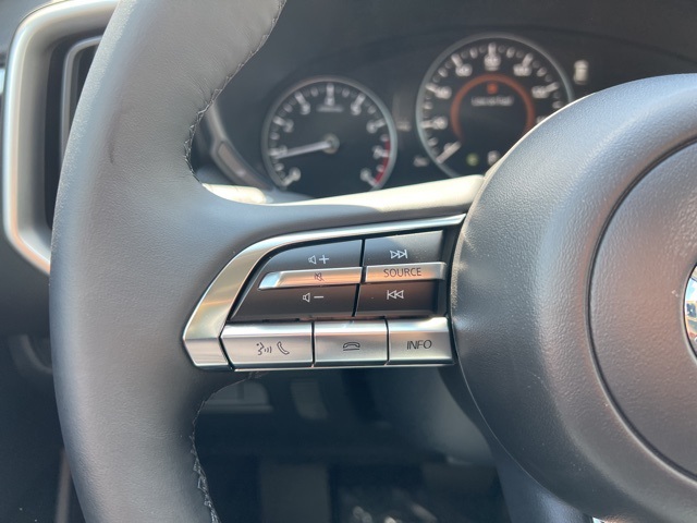 2025 Mazda CX-50 2.5 S Preferred Package Image 32 of 37