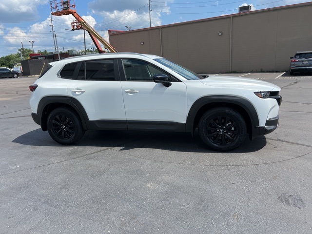 2025 Mazda CX-50 2.5 S Preferred Package Image 8 of 37