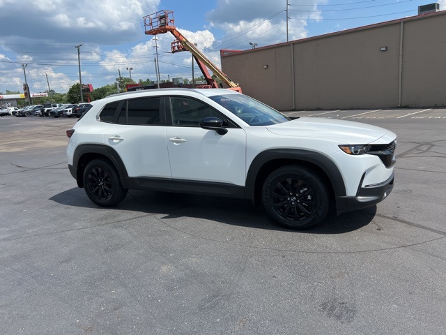 2025 Mazda CX-50 2.5 S Preferred Package Image 7 of 37