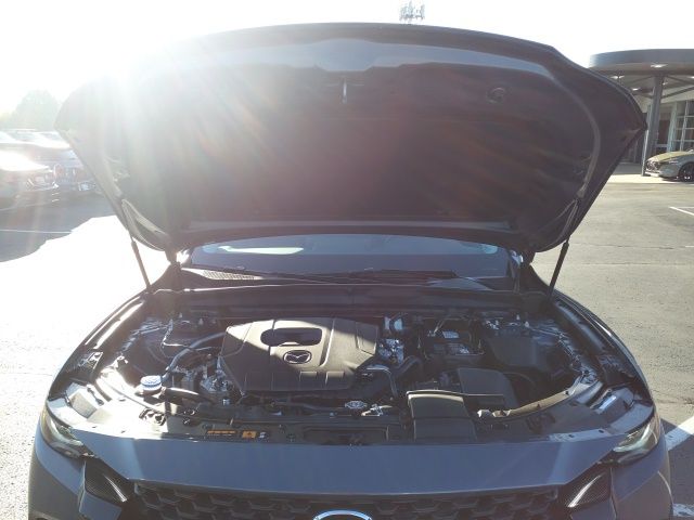 2025 Mazda CX-50 2.5 S Preferred Package Image 52 of 60