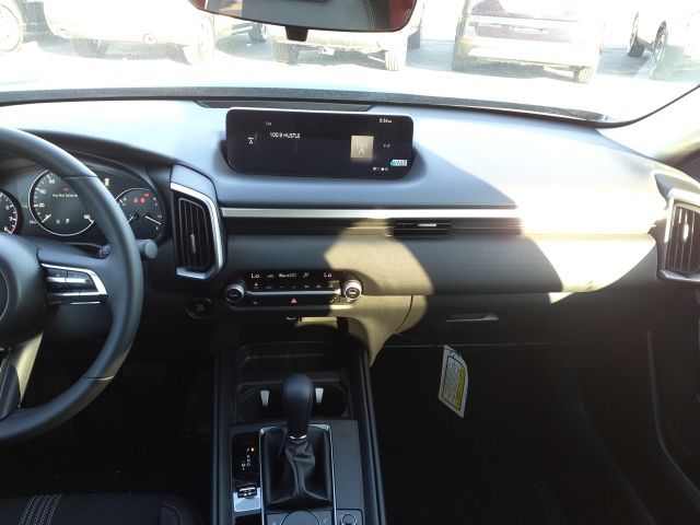 2025 Mazda CX-50 2.5 S Preferred Package Image 33 of 60