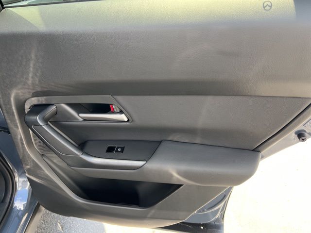 2025 Mazda CX-50 2.5 S Preferred Package Image 46 of 60
