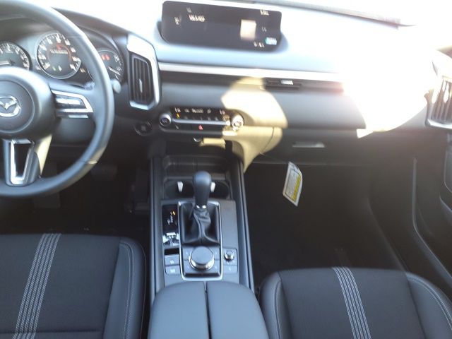 2025 Mazda CX-50 2.5 S Preferred Package Image 36 of 60