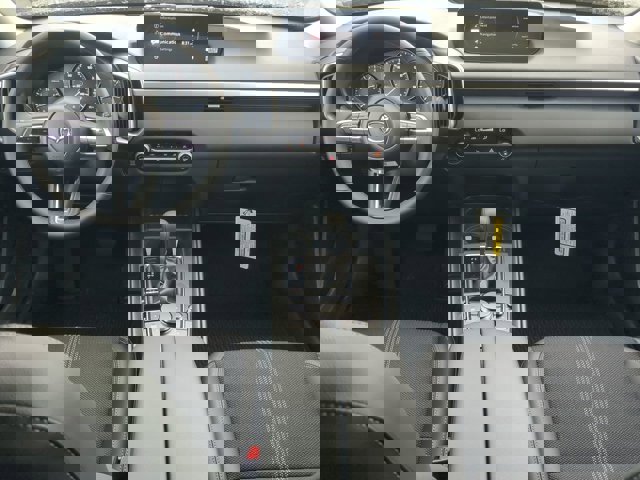 Vehicle image 13 of 27