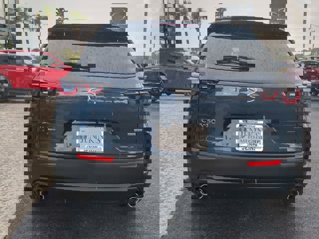 Vehicle image 6 of 27