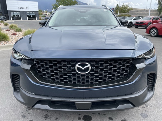 2025 Mazda CX-50 2.5 S Preferred Package Image 3 of 13