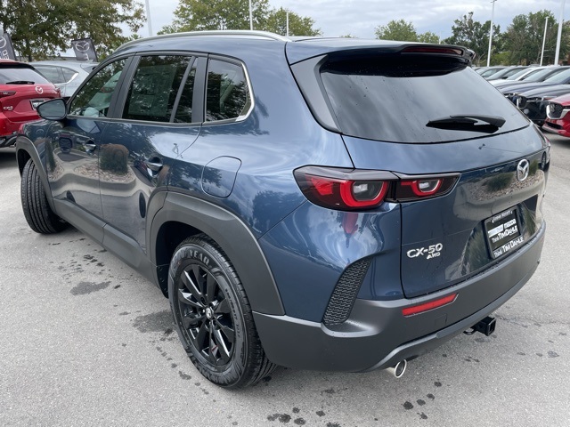 2025 Mazda CX-50 2.5 S Preferred Package Image 7 of 13