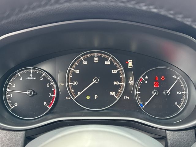 2025 Mazda CX-50 2.5 S Preferred Package Image 16 of 25