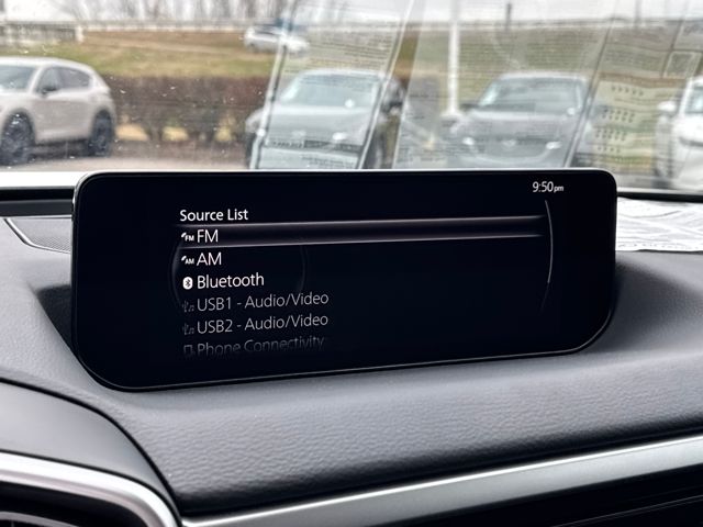 2025 Mazda CX-50 2.5 S Preferred Package Image 18 of 25