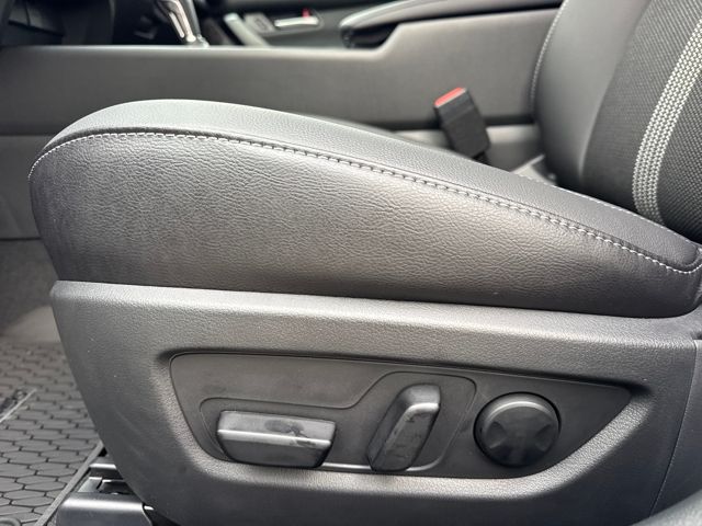 2025 Mazda CX-50 2.5 S Preferred Package Image 25 of 25