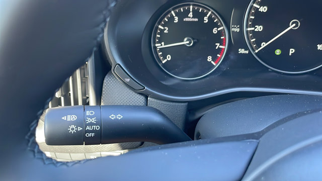 Vehicle image 23 of 40
