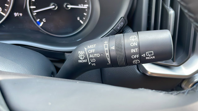 Vehicle image 29 of 38