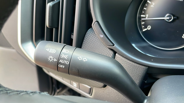 Vehicle image 30 of 38