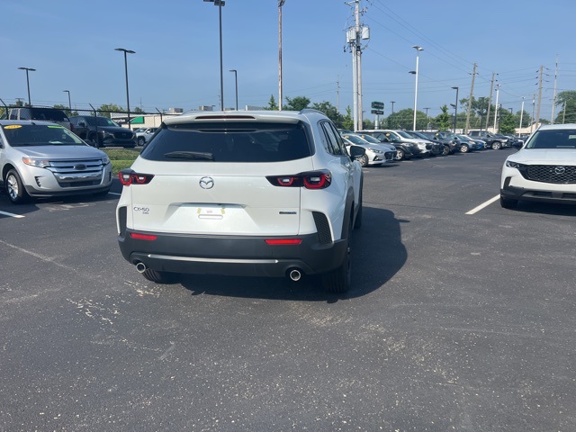 2025 Mazda CX-50 2.5 S Preferred Package Image 14 of 39