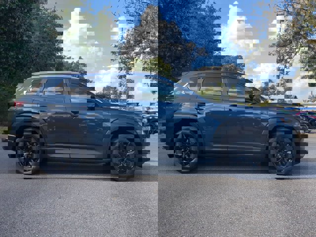 Vehicle image 4 of 27