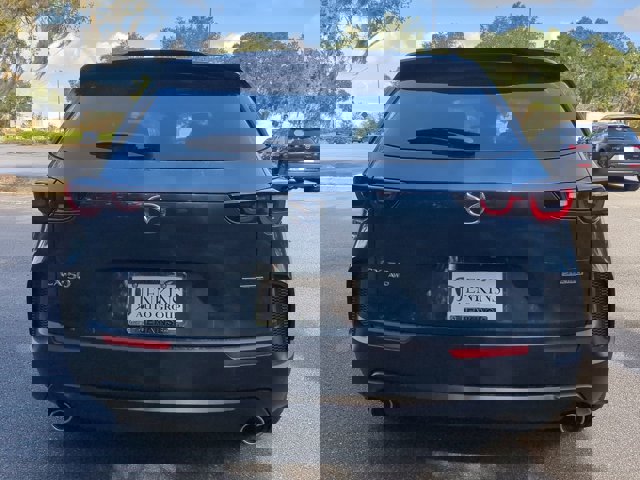 Vehicle image 6 of 27