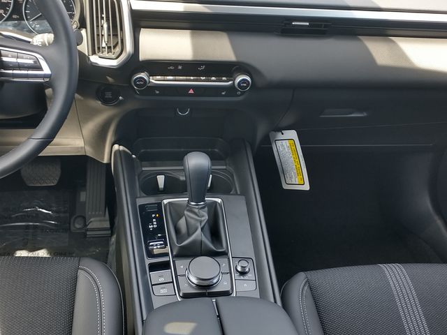 Vehicle image 10 of 22