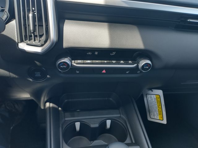Vehicle image 16 of 22
