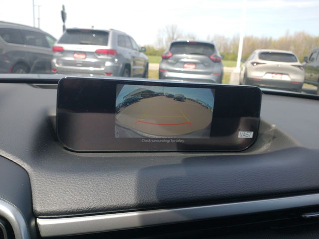 Vehicle image 15 of 22