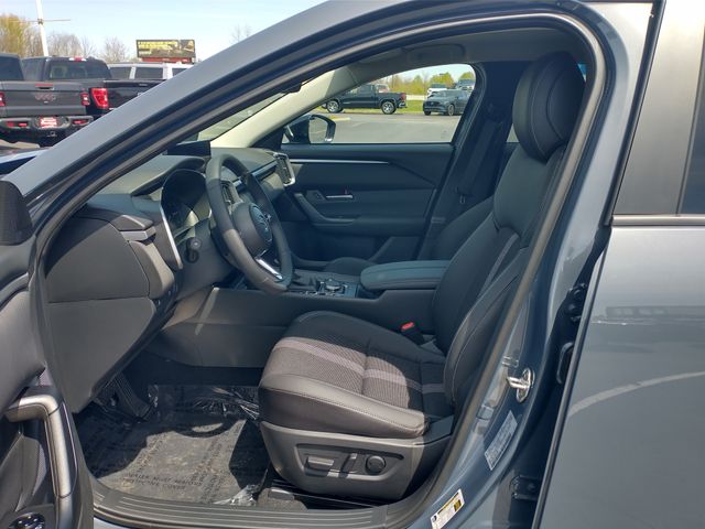 Vehicle image 18 of 22