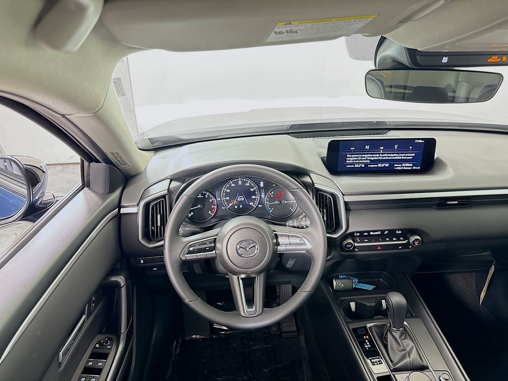 Vehicle image 22 of 32