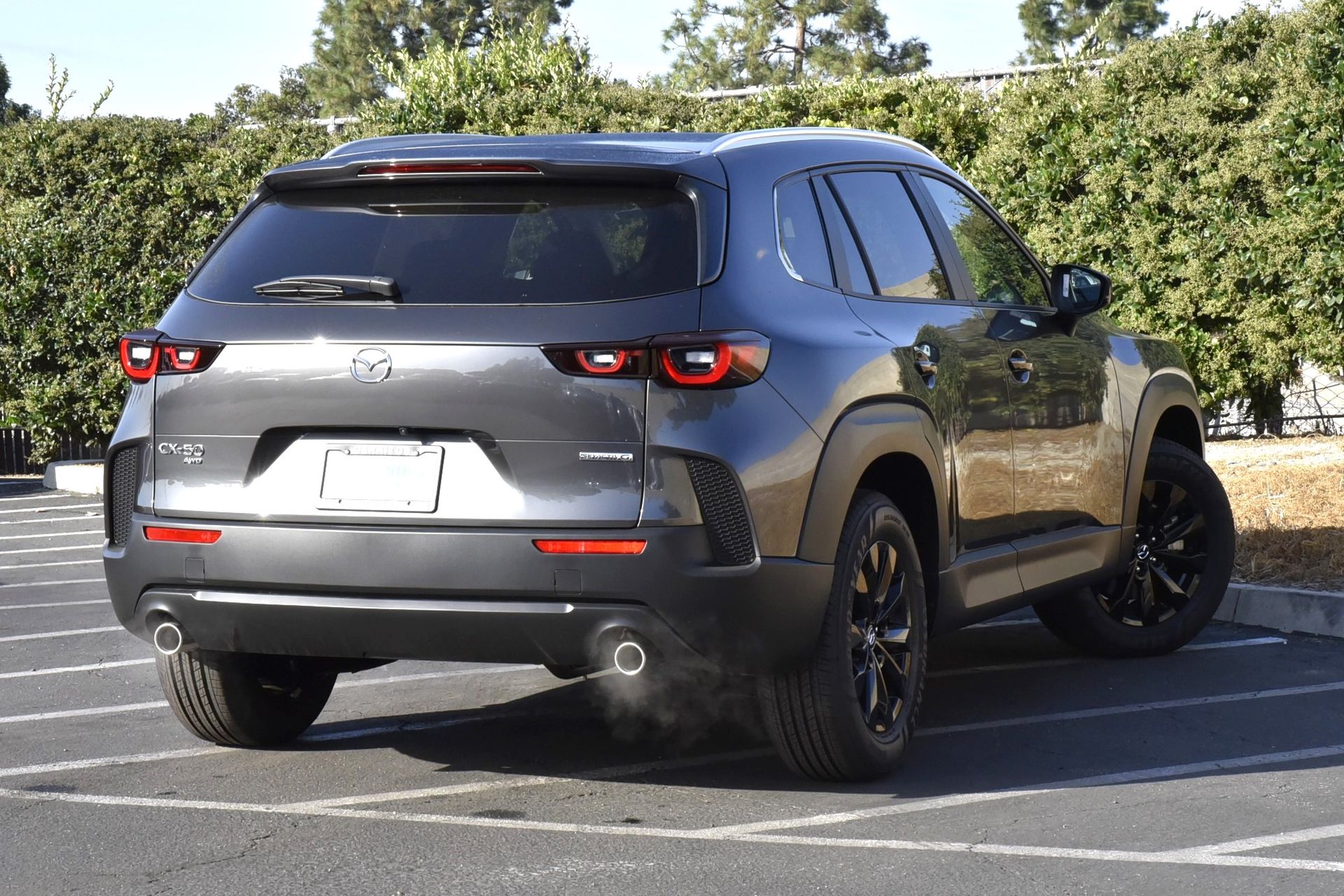 2025 Mazda CX-50 2.5 S Preferred Package Image 3 of 15