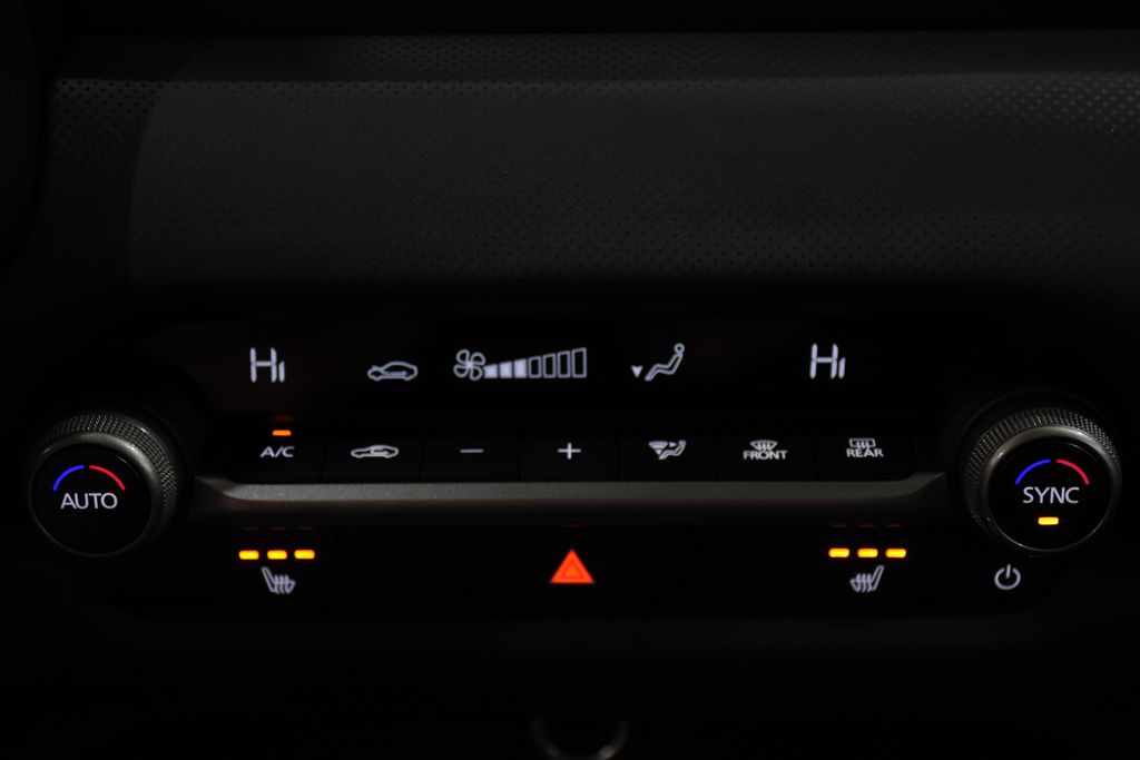 Vehicle image 20 of 25