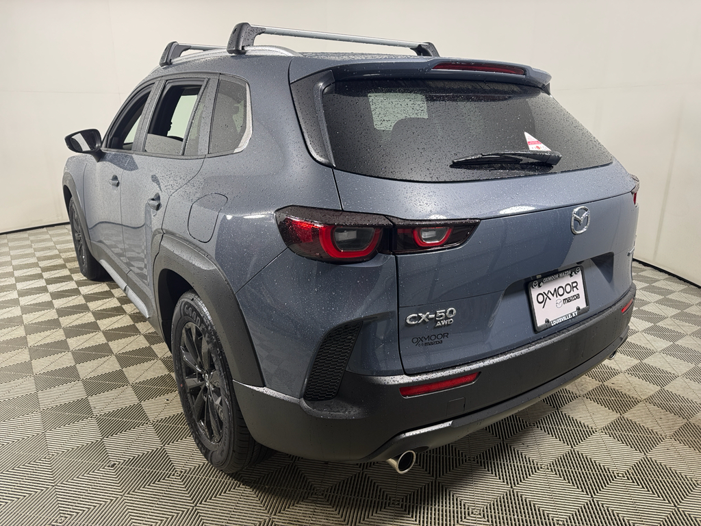 Vehicle image 8 of 33