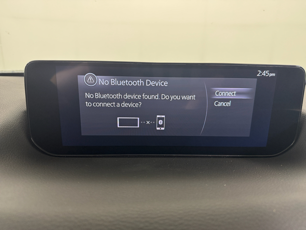 Vehicle image 23 of 33