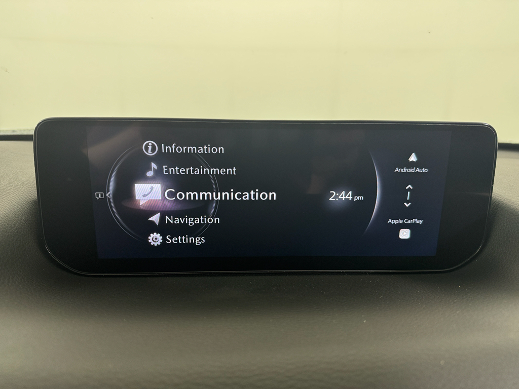 Vehicle image 19 of 33