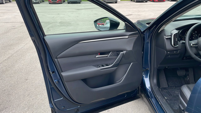 Vehicle image 20 of 41