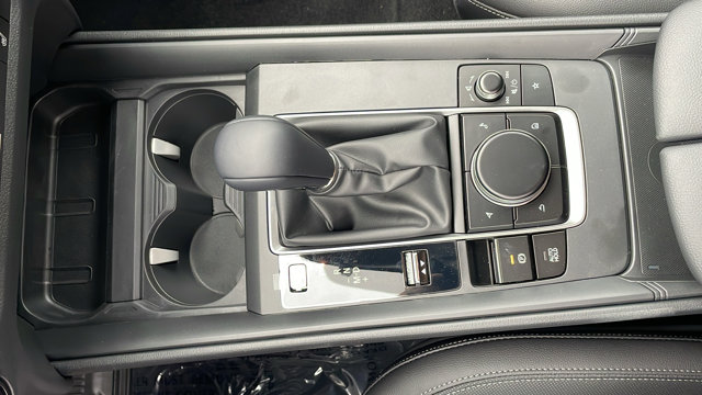 Vehicle image 24 of 41